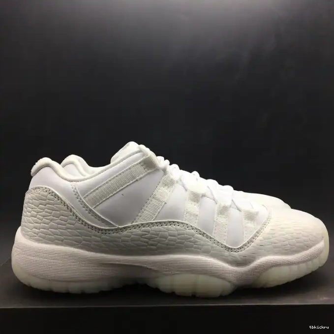 Reps TBK Air Low 897331-100 Jordan White Frost Heiress 11 0509